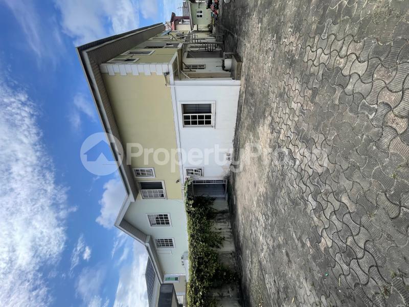 3 bedroom Flat / Apartment for rent Lekki Phase 1 Lekki Lagos
