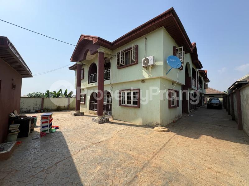 3 bedroom Flat / Apartment for rent Awesu Igbogbo Ikorodu Lagos