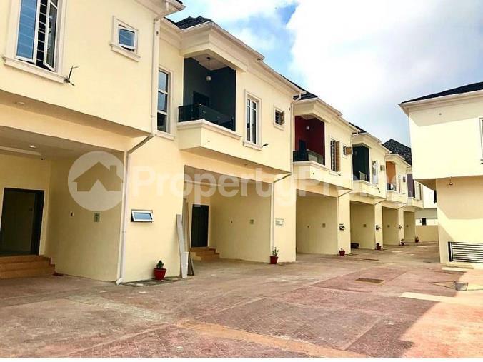3 Bedroom Flat / Apartment in Lekki Phase 2 Lekki Lagos Flat