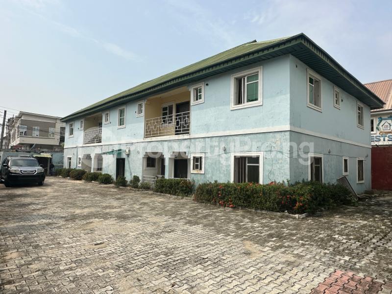 3 bedroom Flat / Apartment for rent Ologolo Lekki Lagos