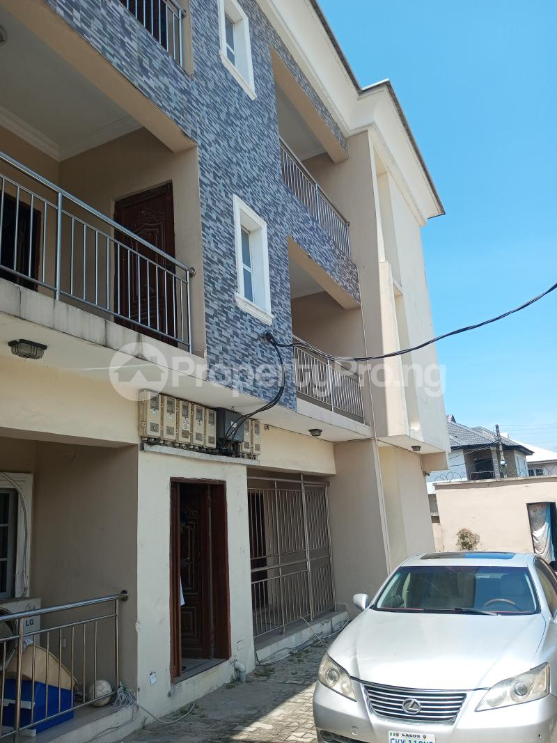3 bedroom Flat / Apartment for rent Off Mobil Road, Ilaje Ajah Lagos