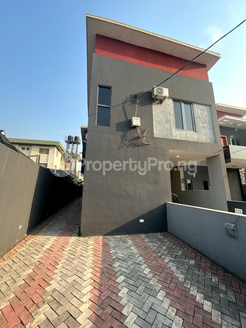 3 bedroom Flat / Apartment for sale Gbagada Lagos