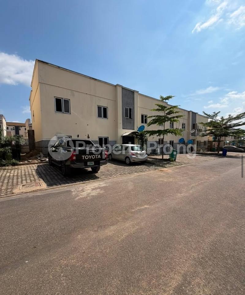 3 bedroom Flat / Apartment for sale Life Camp Abuja