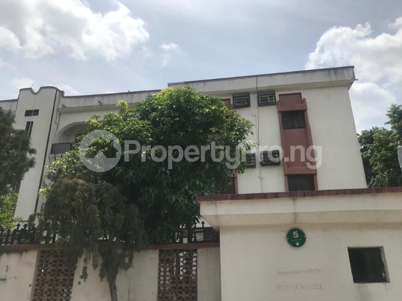 3 bedroom Flat / Apartment for sale Wuse 2 Abuja
