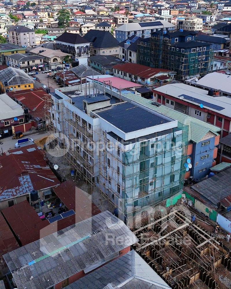 3 bedroom House for sale Akoka Yaba Lagos