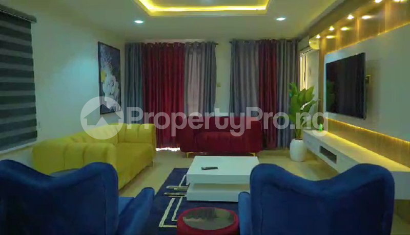 3 bedroom Flat / Apartment for shortlet Magodo GRA Phase 2 Kosofe/Ikosi Lagos