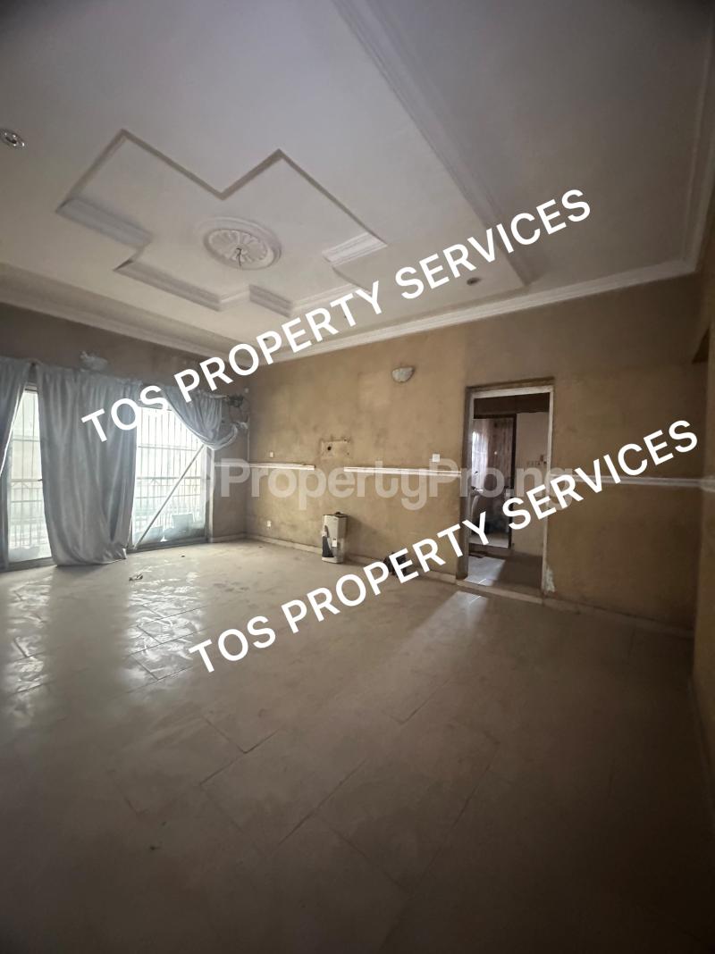 3 bedroom Flat / Apartment for rent In An Estate @ Sabo Alagomeji, Yaba Alagomeji Yaba Lagos