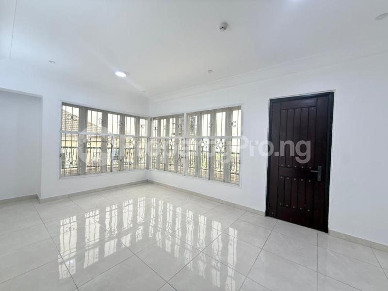 3 bedroom Flat / Apartment for rent Lekki Phase 1 Lekki Lagos