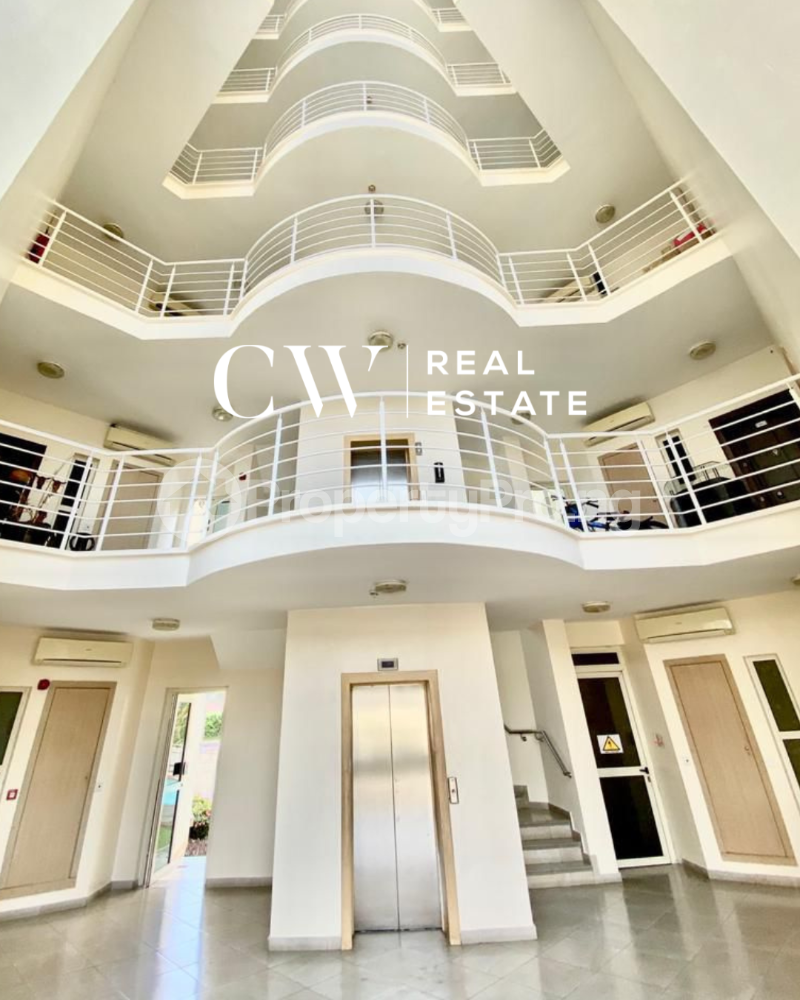 3 bedroom Flat / Apartment for sale ONIRU Victoria Island Lagos