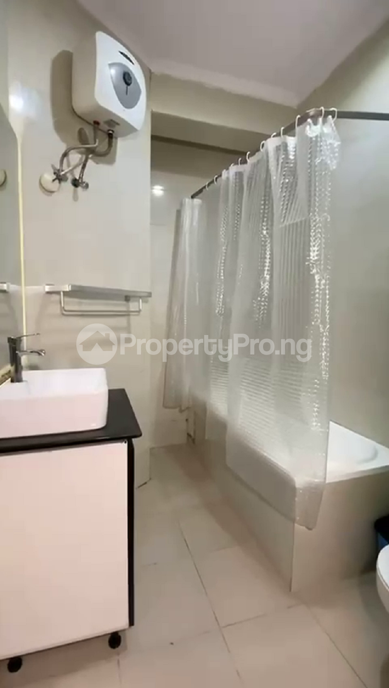 3 bedroom Flat / Apartment for shortlet Osapa london Lekki Lagos