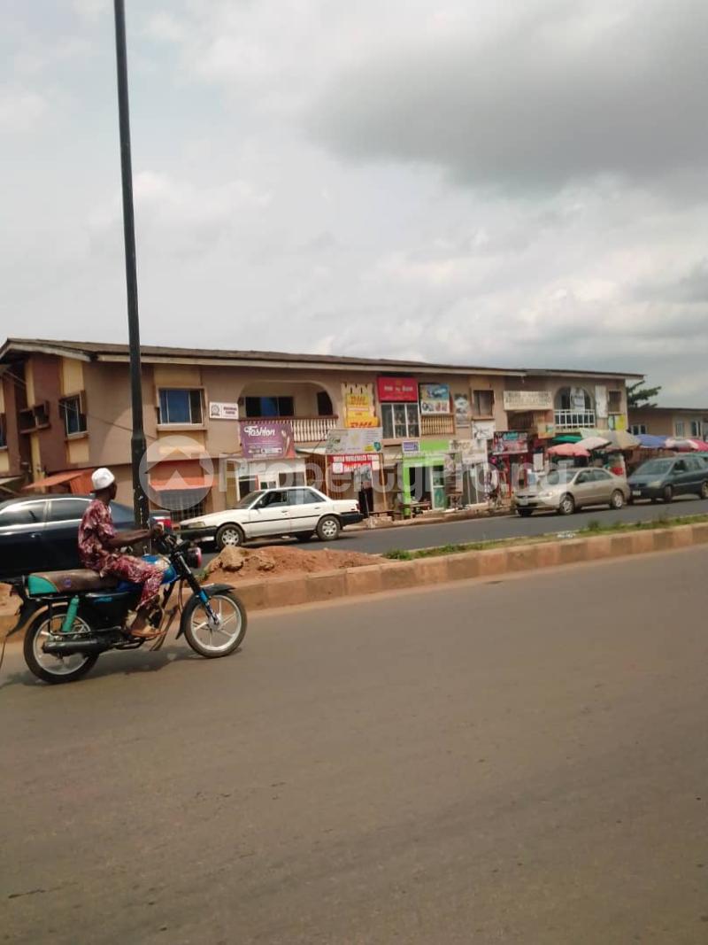 3 bedroom Commercial Property for rent Basorun Oja Road Basorun Ibadan Oyo