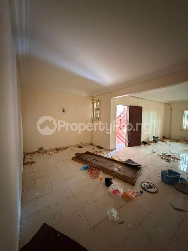 3 bedroom Flat / Apartment for rent Wuse 1 Abuja