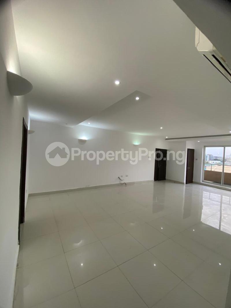3 bedroom Flat / Apartment for rent Lekki Phase 1 Lekki Lagos