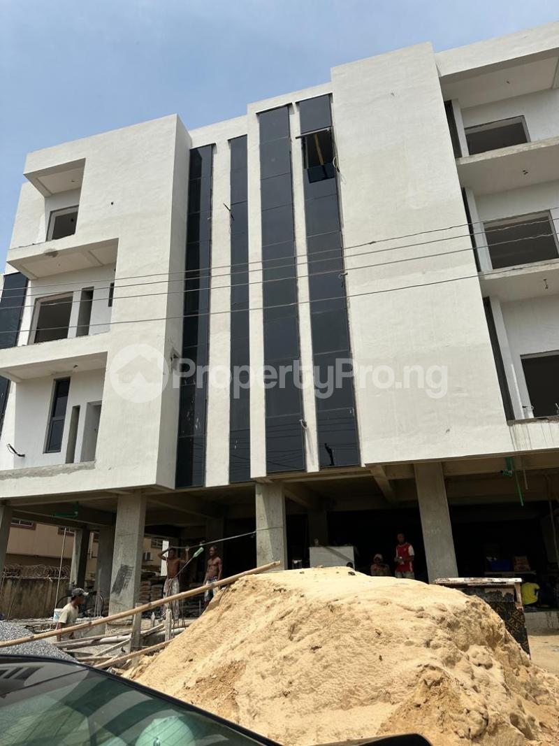 3 bedroom Flat / Apartment for sale By Akeem Dicson Lekki Phase 1 Lekki Lagos
