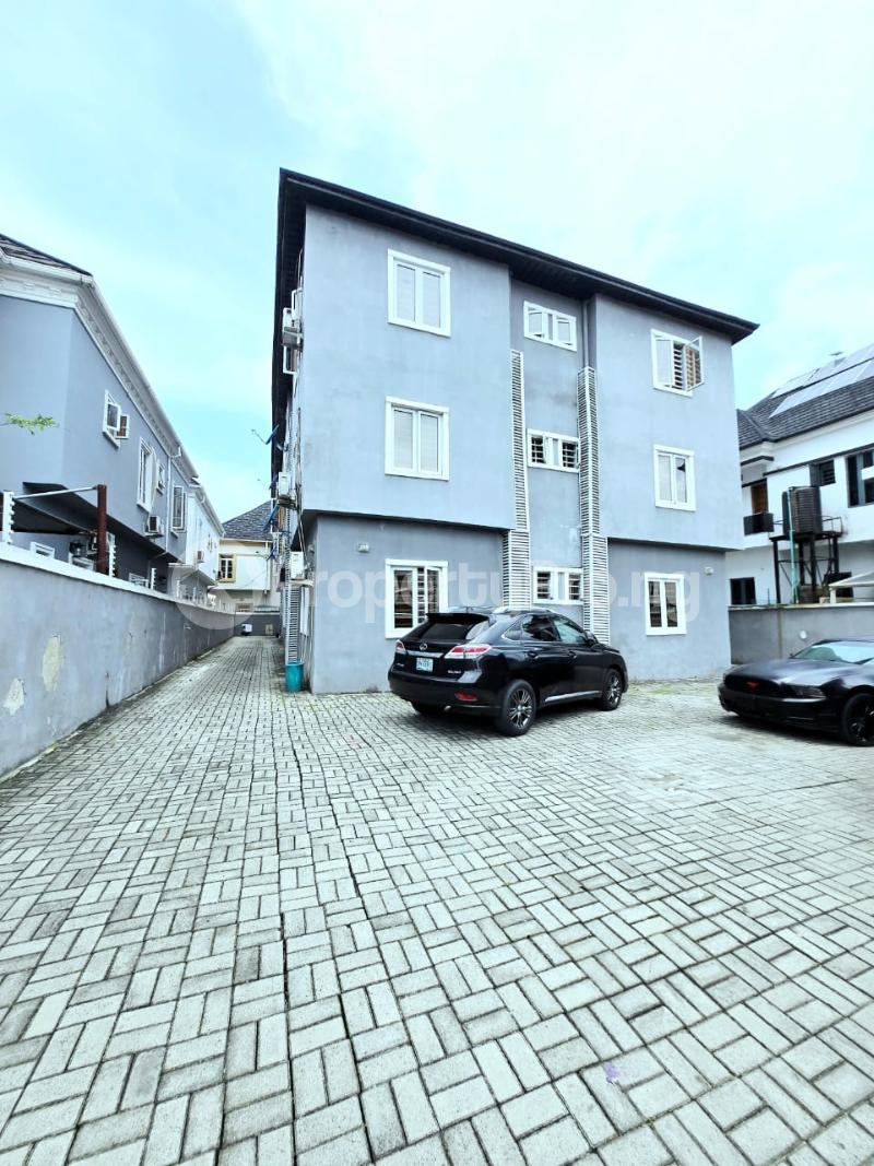 3 bedroom Flat / Apartment for rent Osapa london Lekki Lagos