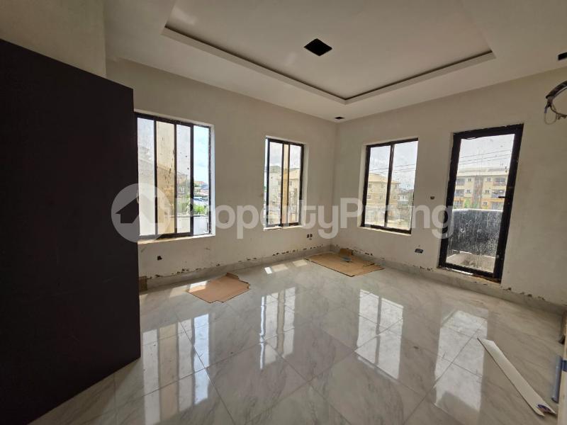 3 bedroom Flat / Apartment for sale ONIRU Victoria Island Lagos