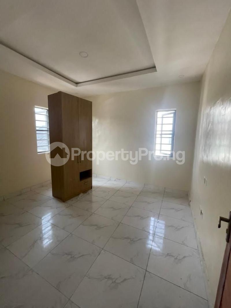3 bedroom Flat / Apartment for rent Osapa london Lekki Lagos - 0