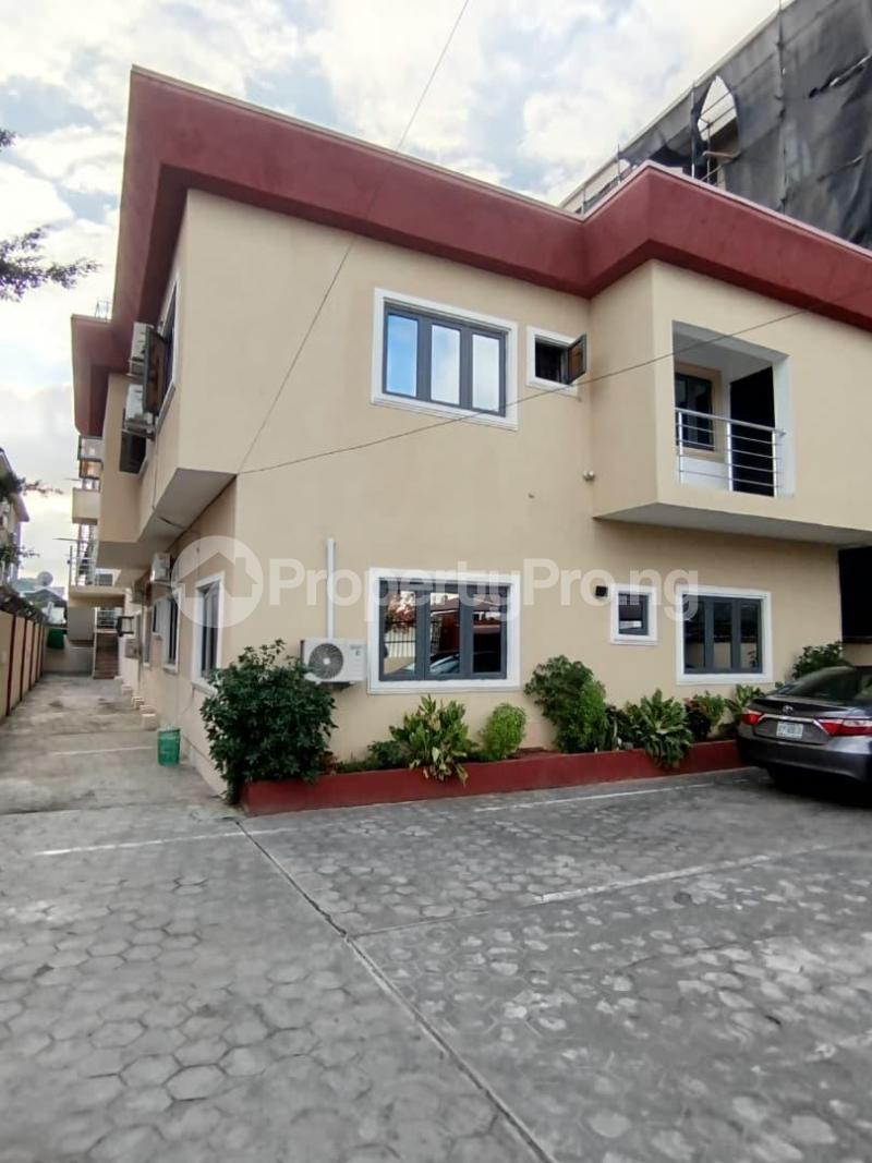 3 bedroom House for rent Off Admiralty Way, Lekki Phase 1. Lekki Phase 1 Lekki Lagos