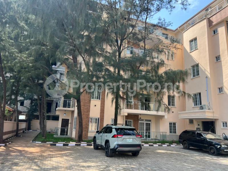 3 bedroom Flat / Apartment for rent ONIRU Victoria Island Lagos