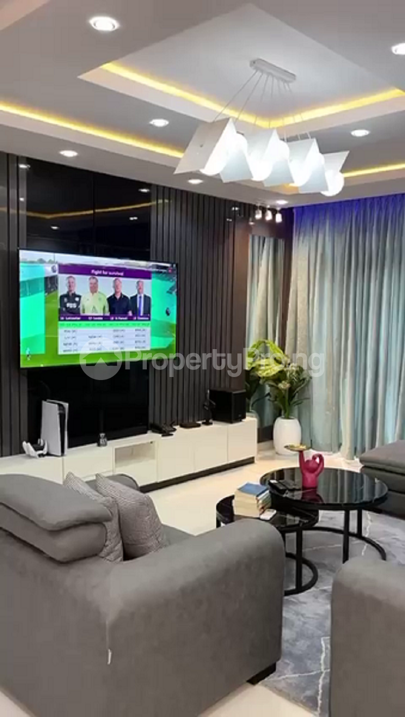 3 bedroom Flat / Apartment for shortlet Osapa london Lekki Lagos