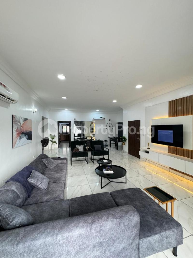 3 bedroom Flat / Apartment for shortlet ONIRU Victoria Island Lagos