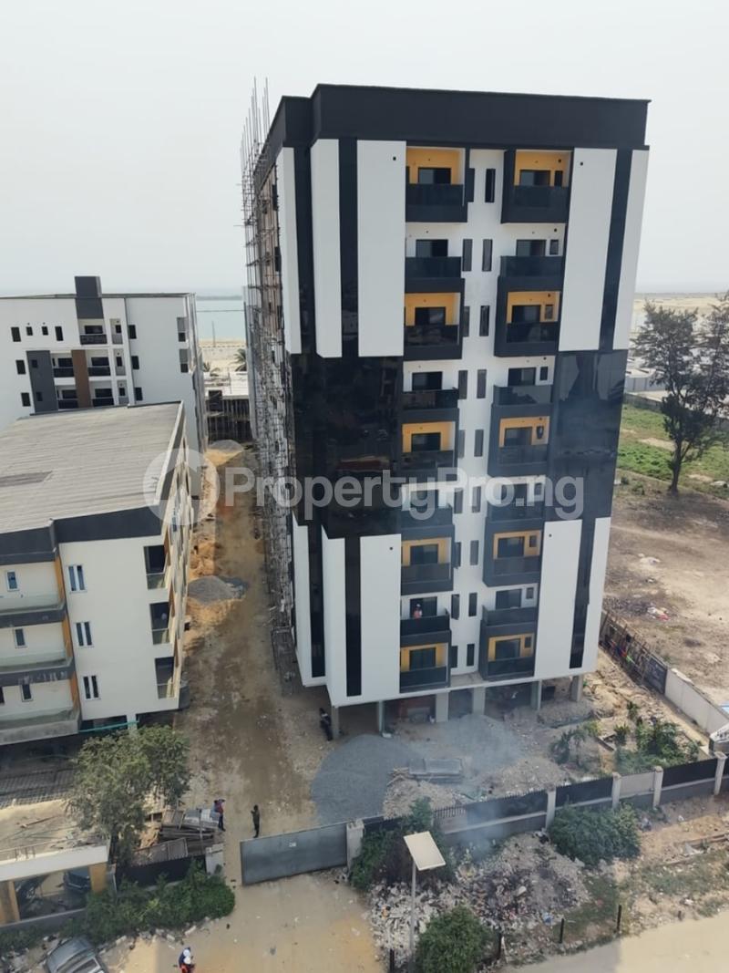 Flat / Apartment for sale In A Mini Estate ONIRU Victoria Island Lagos