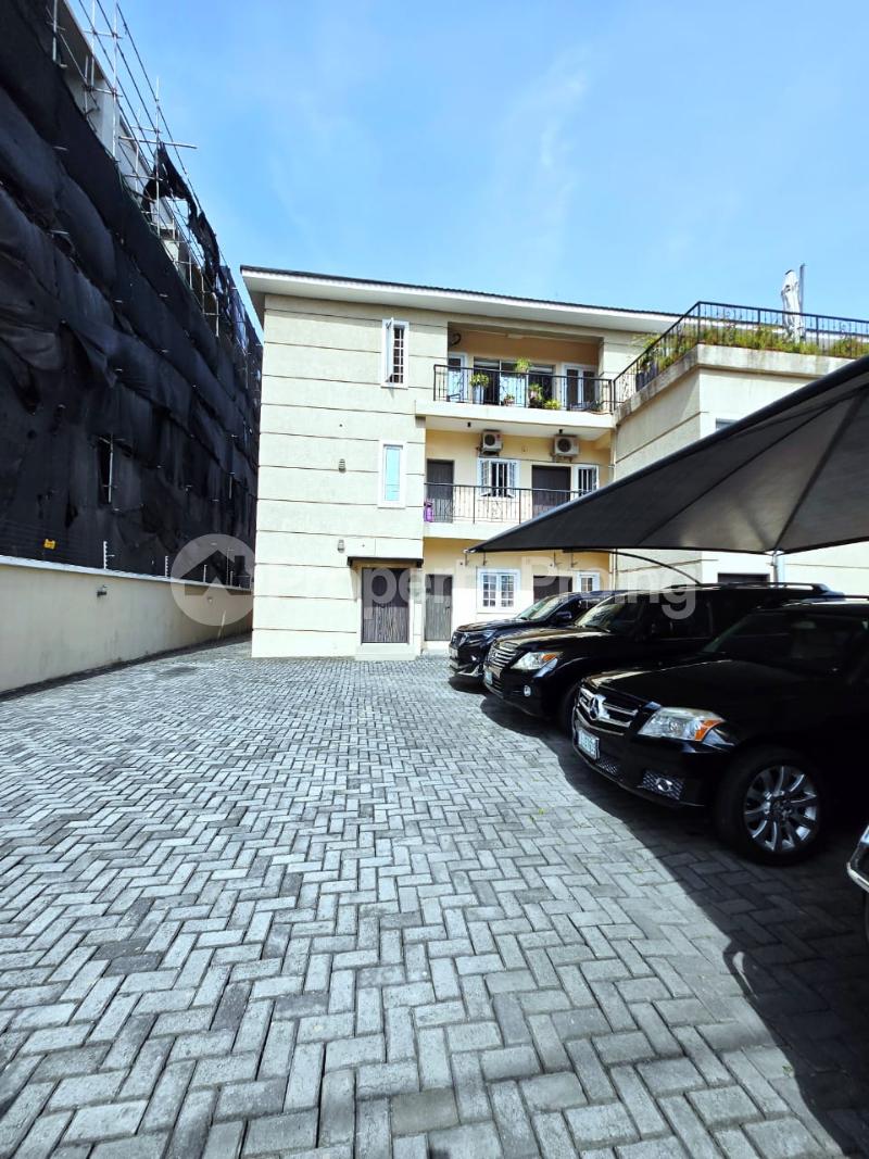 3 bedroom Flat / Apartment for rent Lekki Phase 1 Lekki Lagos
