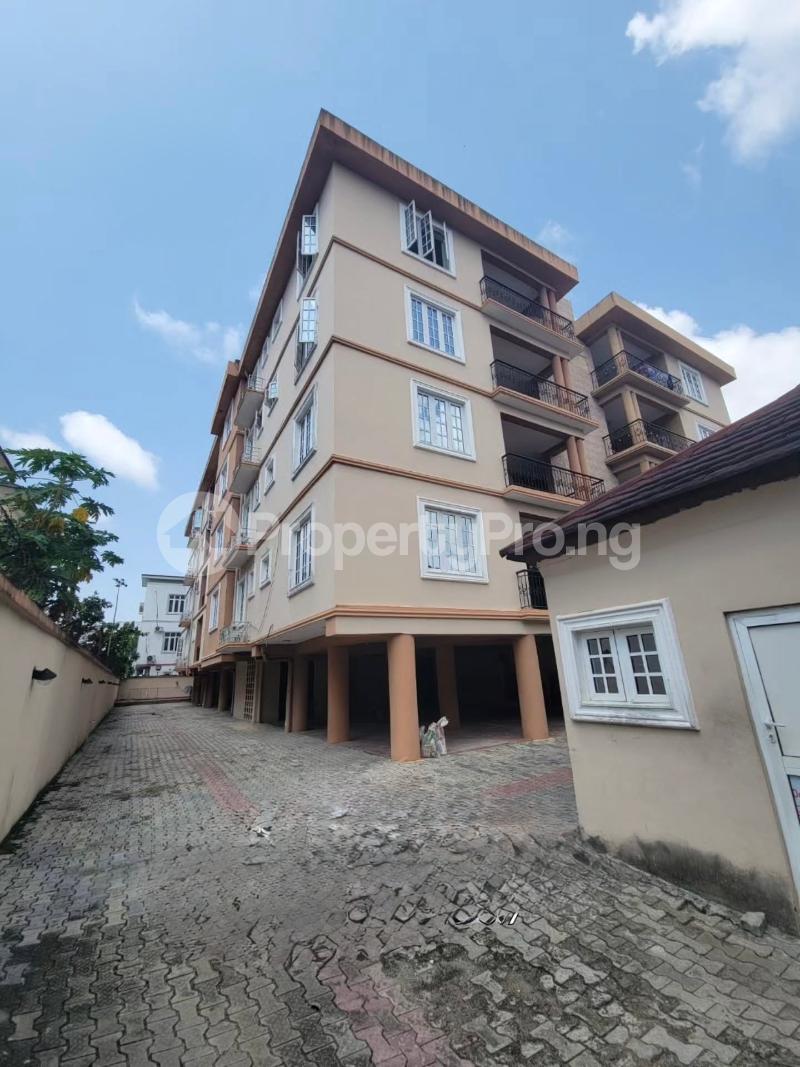 3 bedroom House for rent Serviced 3 Bedroom Apartment For Rent ONIRU Victoria Island Lagos