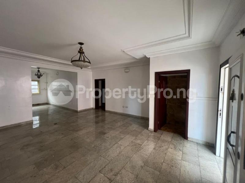 3 bedroom Flat / Apartment for rent Osapa london Lekki Lagos