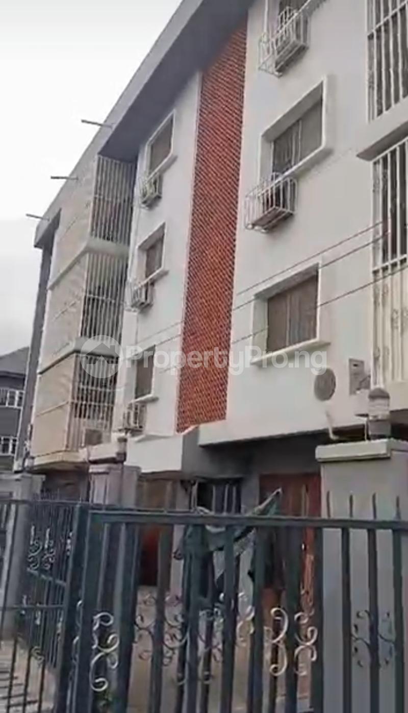 3 bedroom House for sale Mobolaji Bank Anthony Way Ikeja Lagos