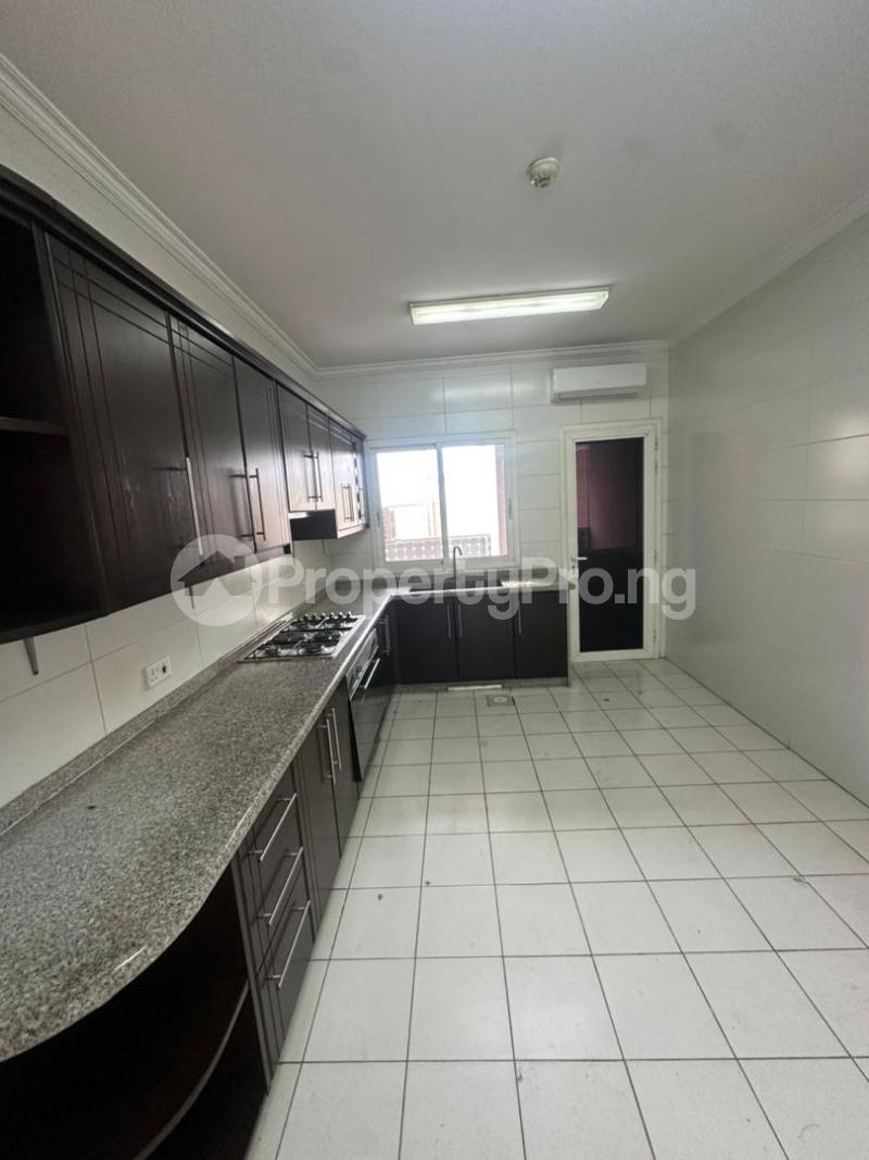 3 bedroom Flat / Apartment for rent Ikoyi Gerard road Ikoyi Lagos