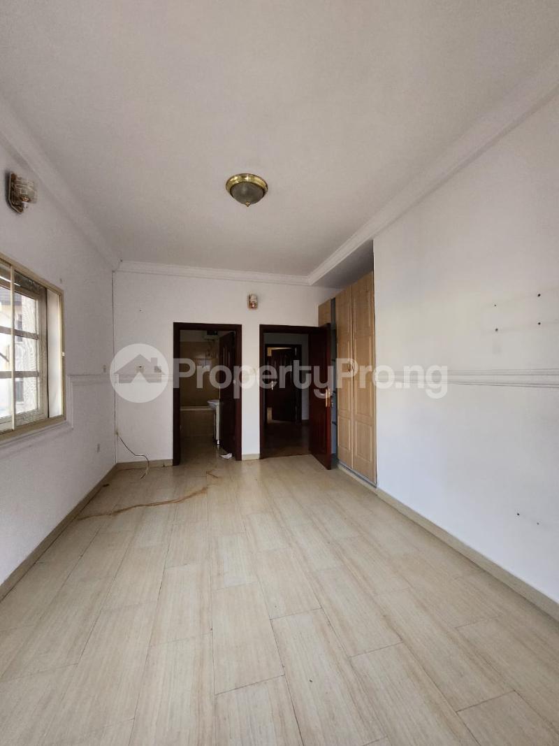 3 bedroom Flat / Apartment for rent Osapa london Lekki Lagos