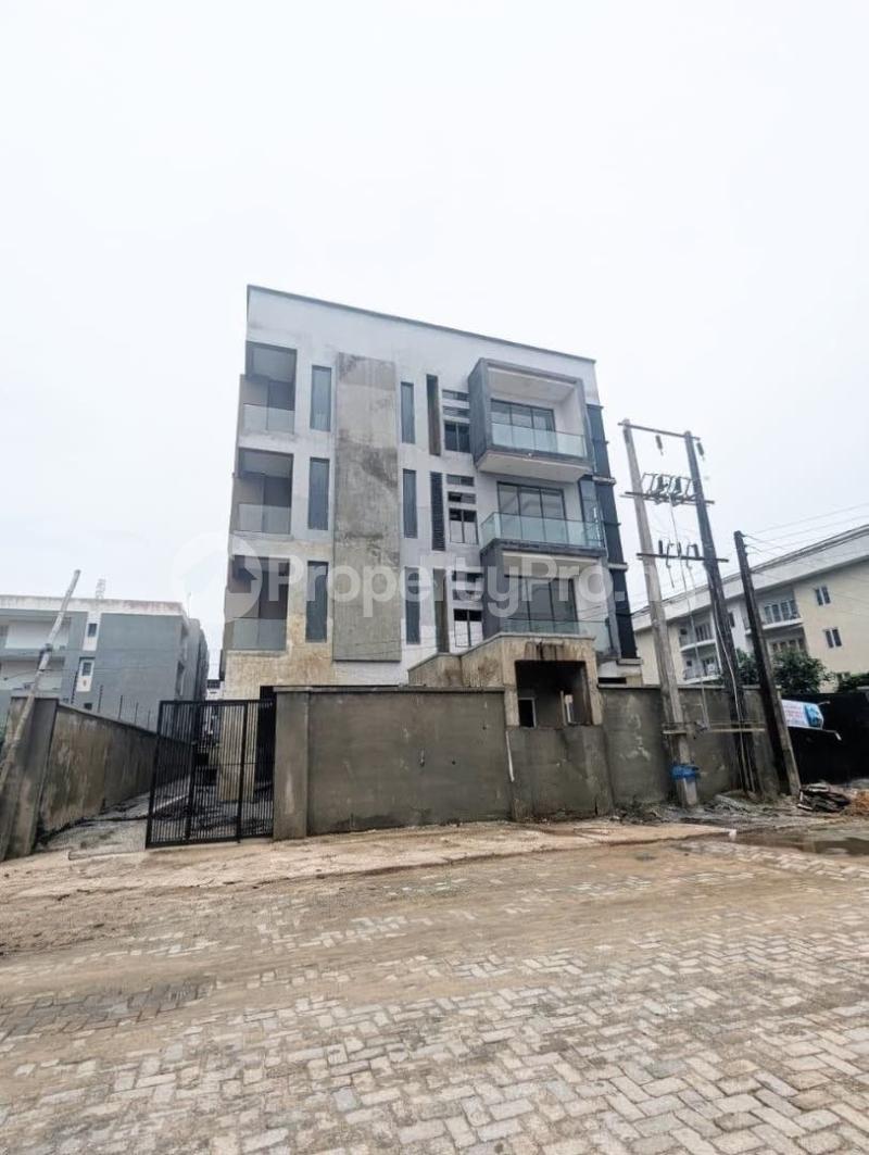 3 bedroom Flat / Apartment for sale Off Palm Springs Road Ikate Lekki Lagos