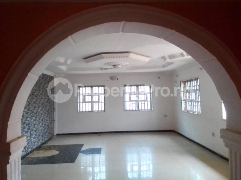 Flat / Apartment for rent Yidi Elebu Oluyole Extension. Akala Express Ibadan Oyo
