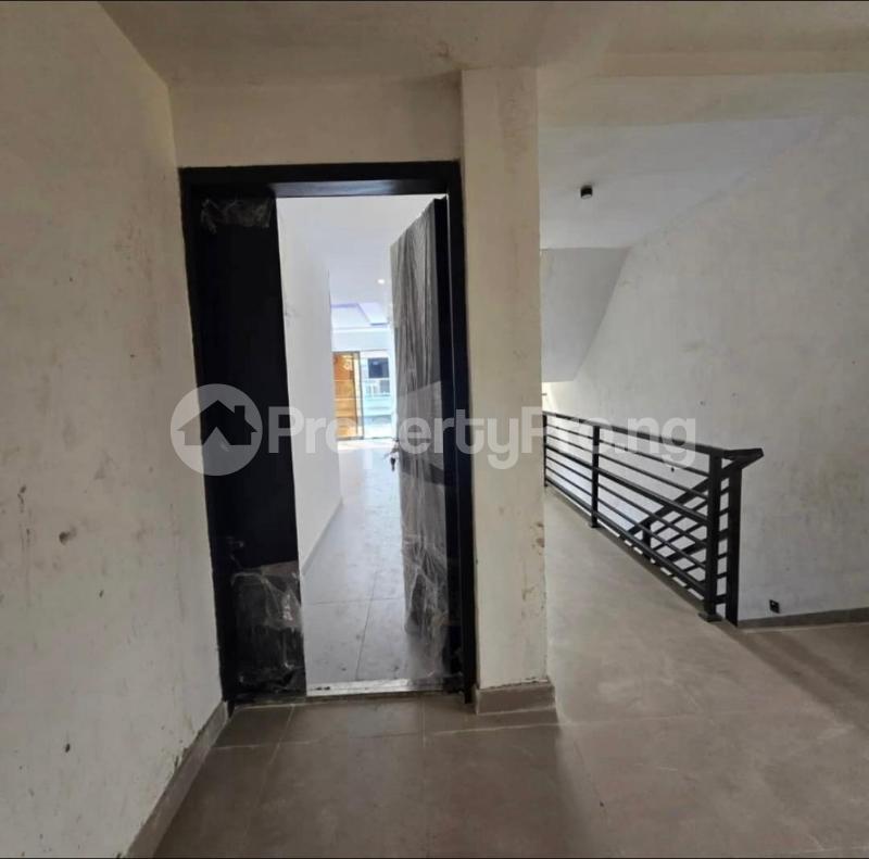 3 bedroom Flat / Apartment for sale Adeniyi Jones Ikeja Lagos