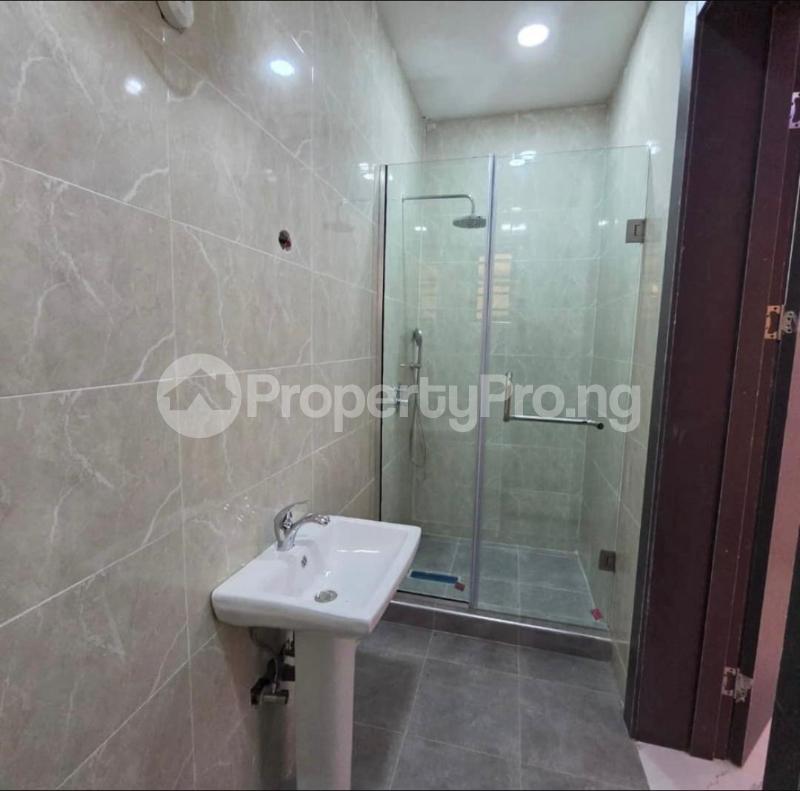 3 bedroom Flat / Apartment for sale Adeniyi Jones Ikeja Lagos