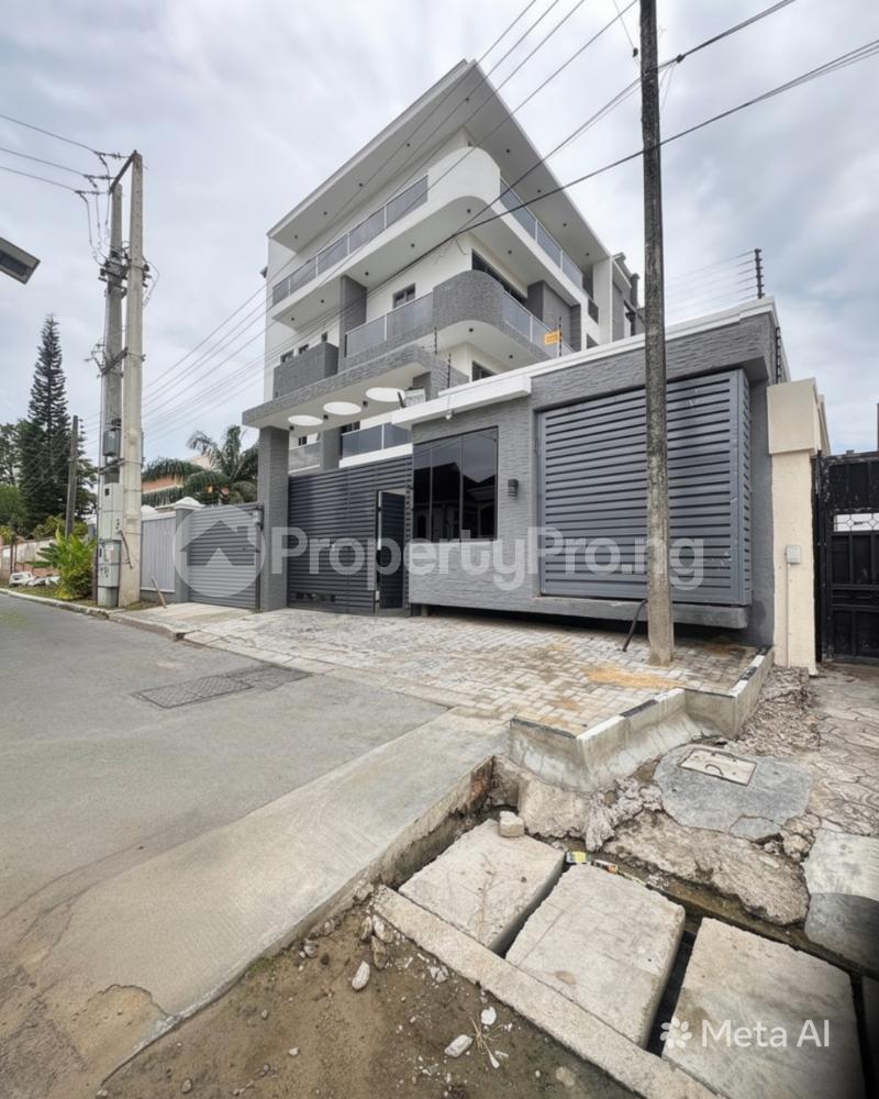 3 bedroom House for rent Lekki Phase 1 Lekki Lagos