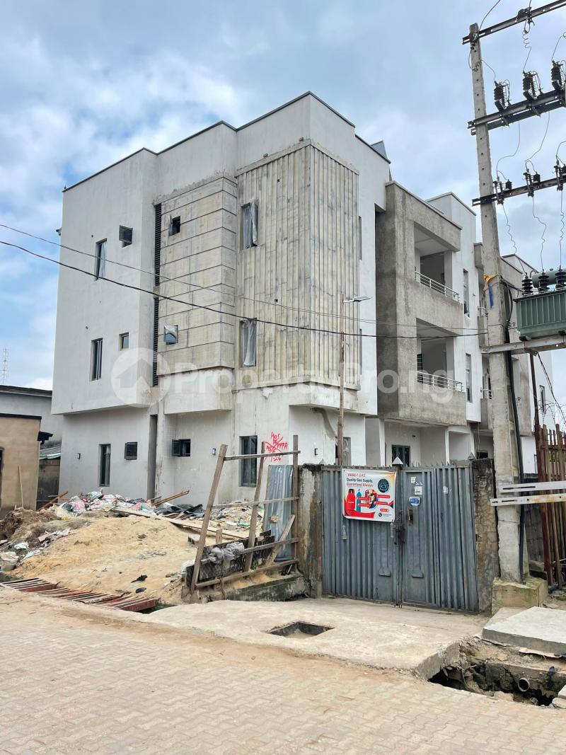 3 bedroom House for sale Sawmill Ifako-gbagada Gbagada Lagos