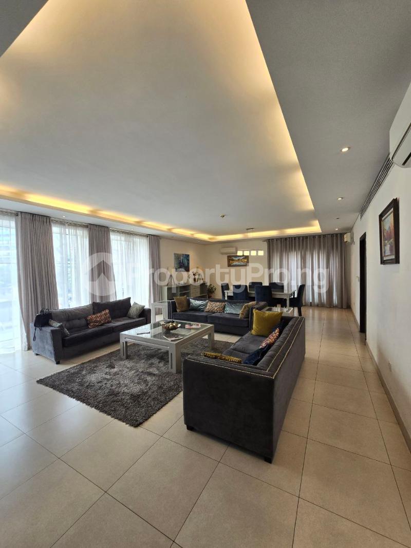 3 bedroom Flat / Apartment for shortlet Victoria Island Lagos