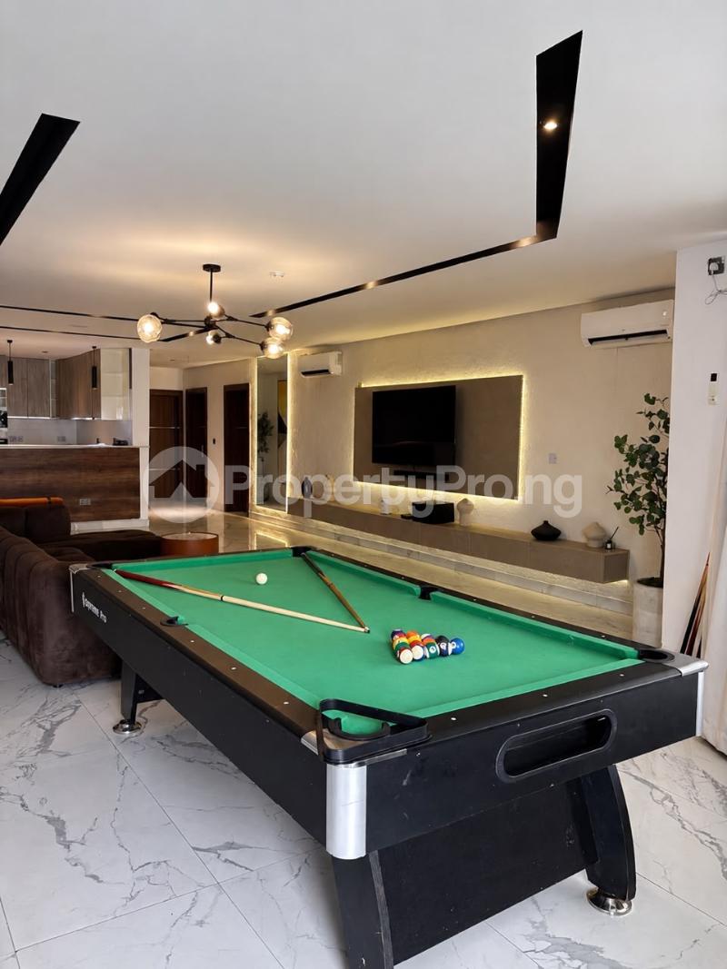 3 bedroom Flat / Apartment for shortlet Admiralty Road Lekki Lagos