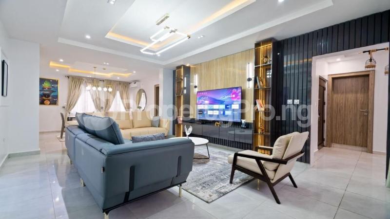 3 bedroom House for shortlet ONIRU Victoria Island Lagos