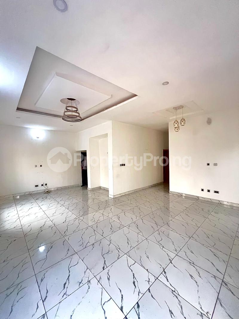 3 bedroom Flat / Apartment for rent ONIRU Victoria Island Lagos