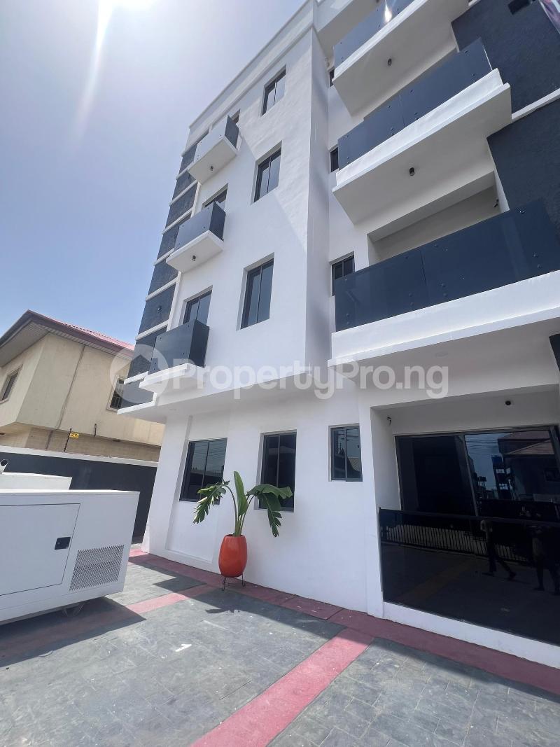 3 bedroom Flat / Apartment for rent Lekki Phase 1 Lekki Lagos