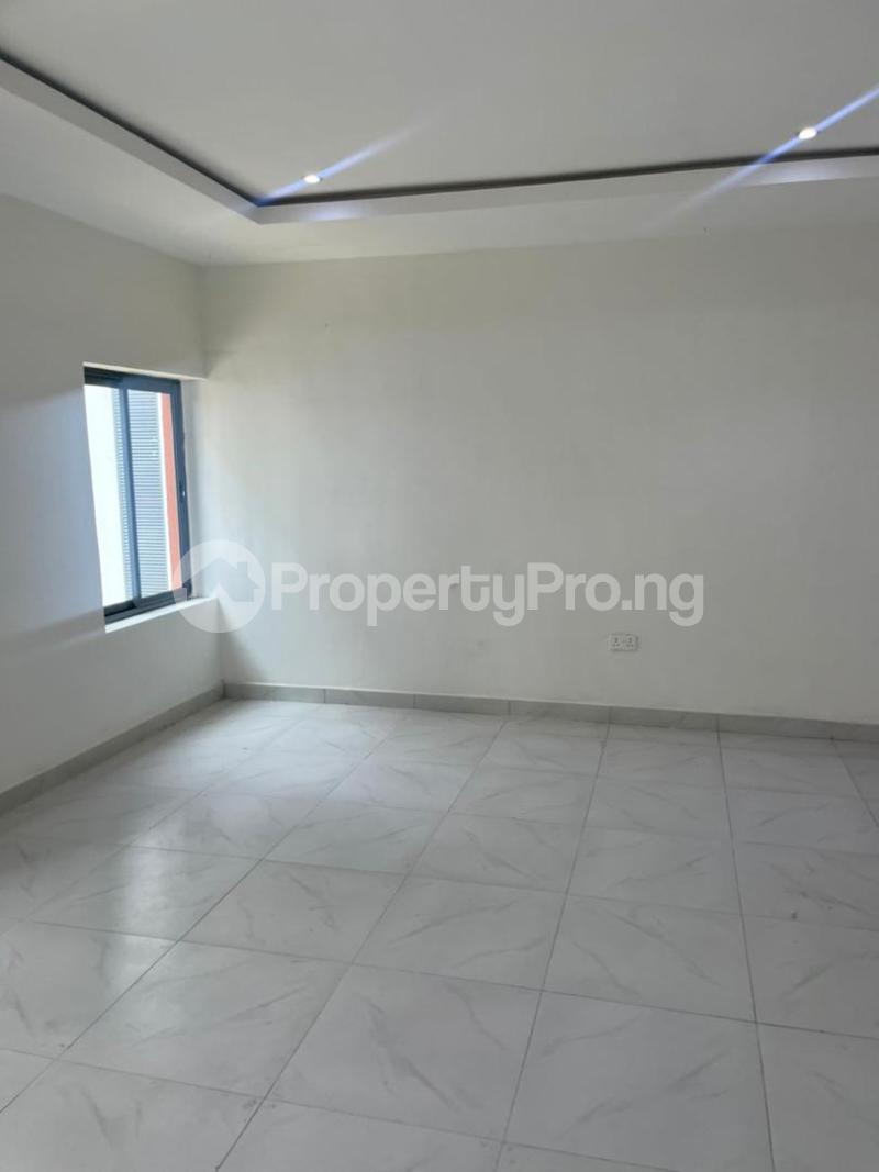 3 bedroom Flat / Apartment for sale Awolowo way Ikeja Lagos