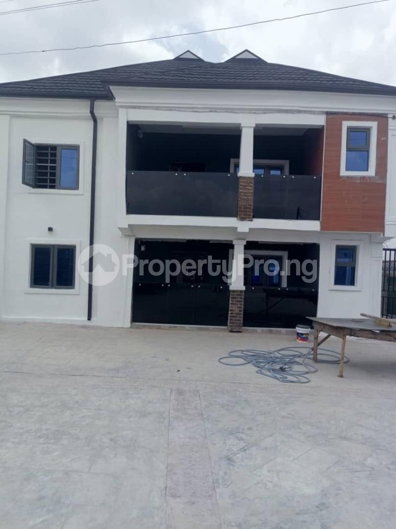 House for rent Alexander Johnson Awe , Oluyole Estate Ibadan Oyo