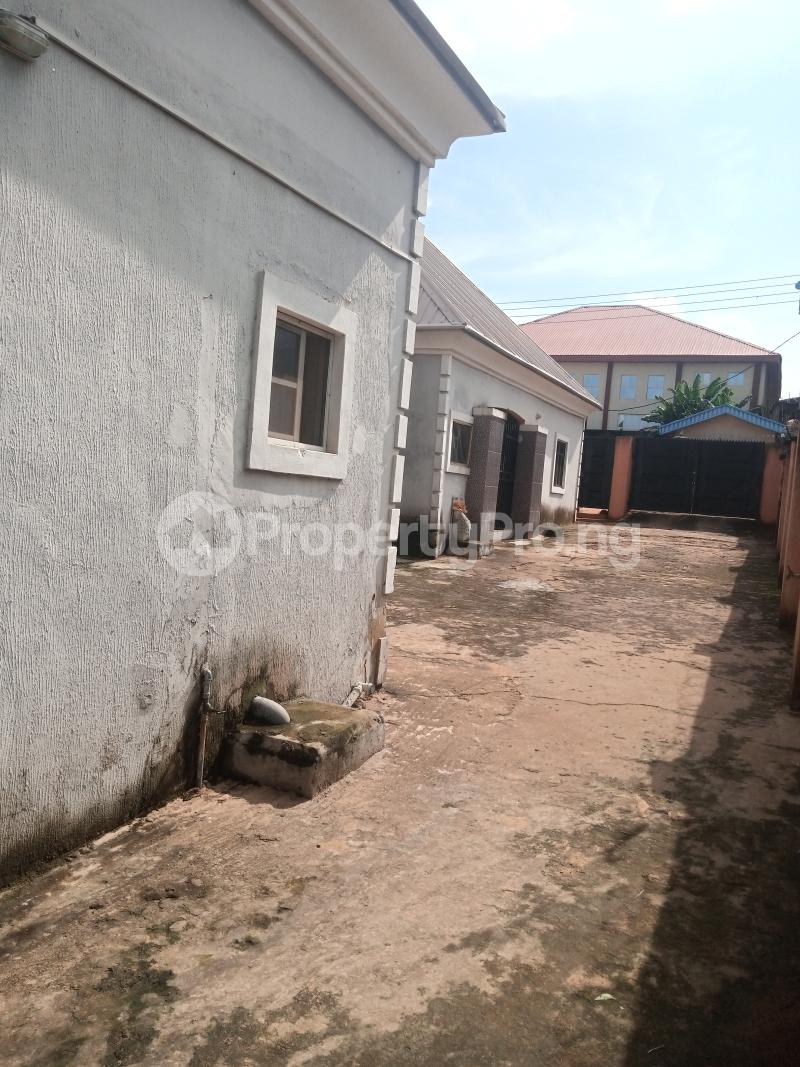 3 bedroom House for sale Temple Clinic Road, Before Government House, Anwai Road Asaba Delta