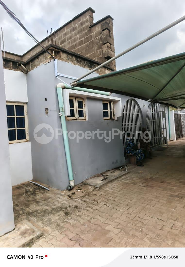 3 bedroom Flat / Apartment for rent Okebadan Area, Akala Estate Akobo Ibadan Oyo