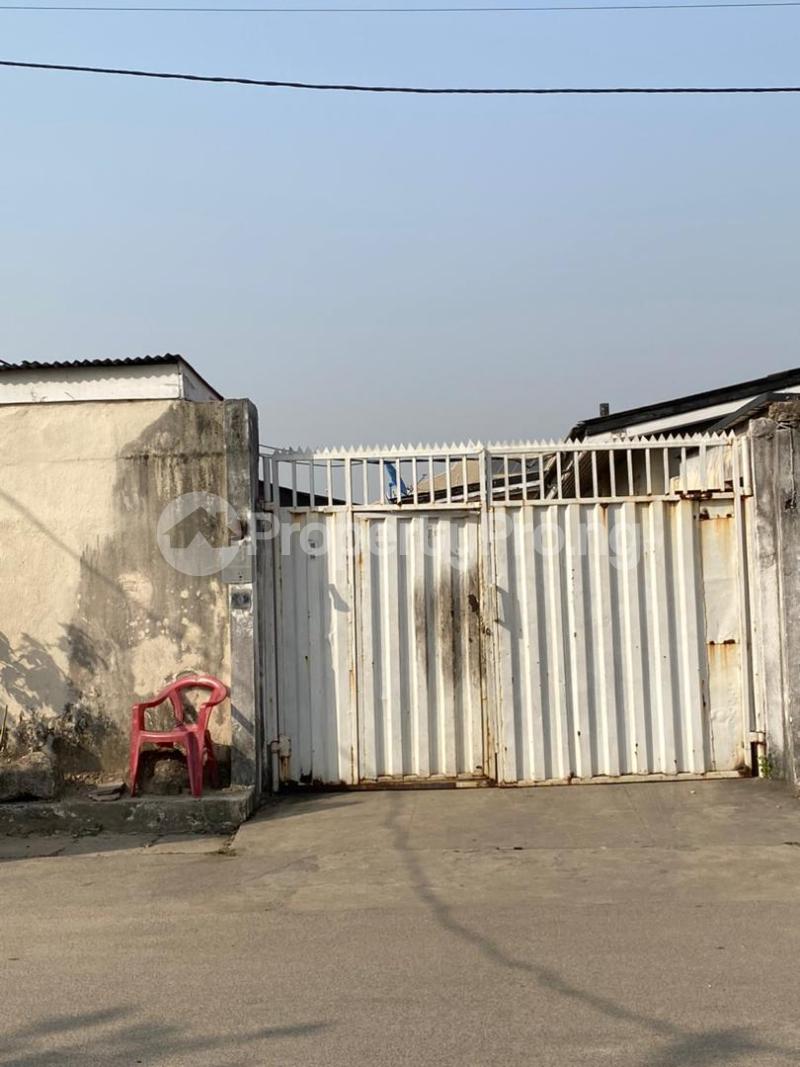 3 bedroom House for sale Off Adeniran Ogunsanya Surulere Lagos