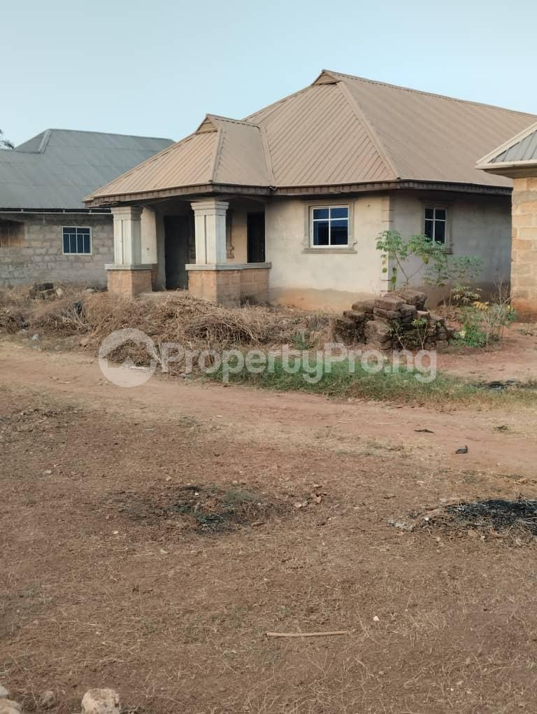 3 bedroom House for sale Idokpa International Market, Benin Auchi Road, Benin City Central Edo