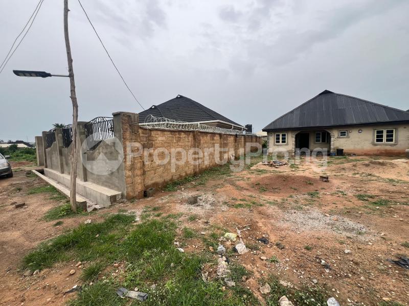 3 bedroom House for sale Alabata Moniya, Akinyele Oyo